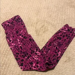 Lululemon Magenta Leopard Print Leggings